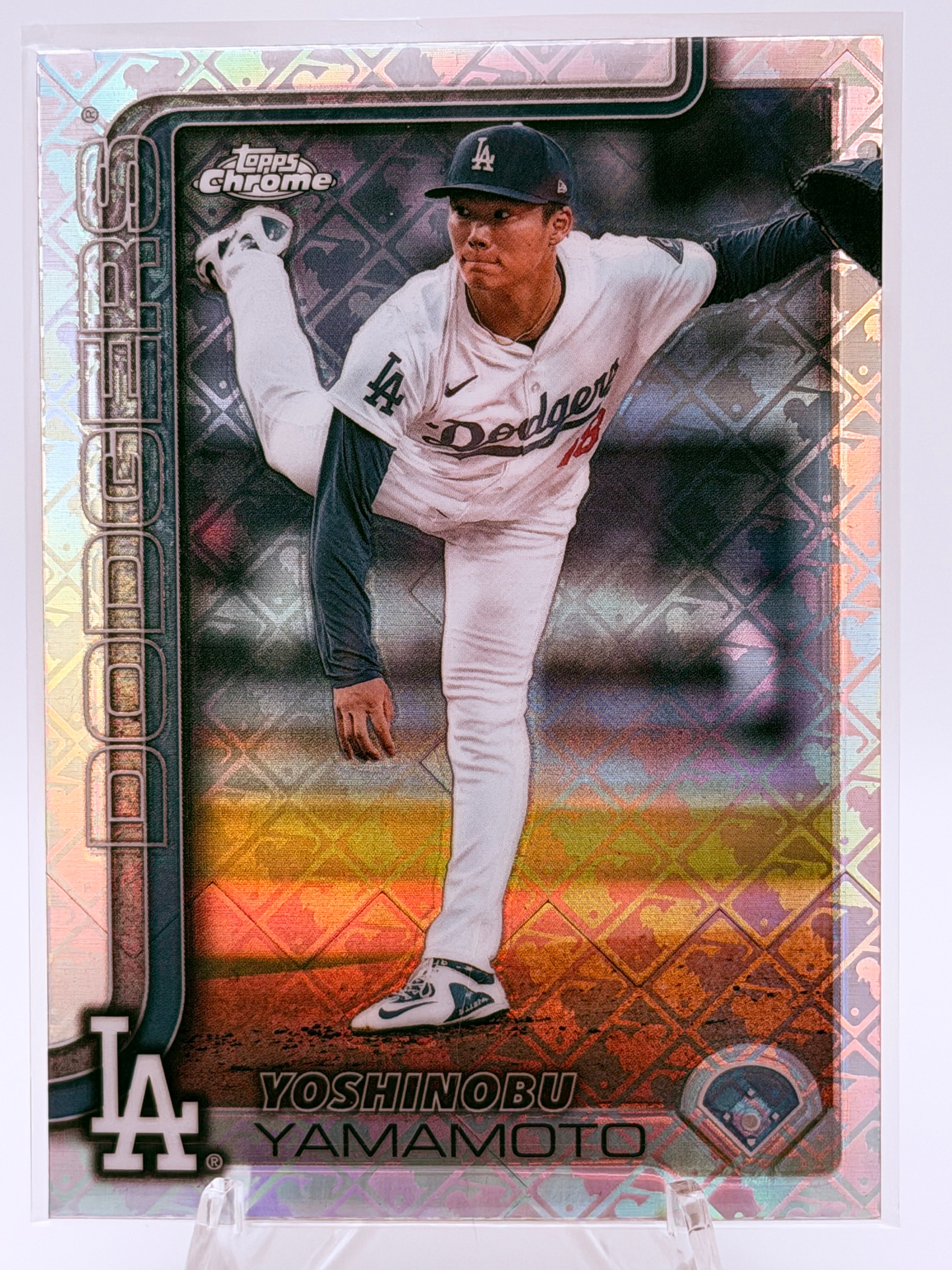2025 Topps Chrome Yashinobu Yamamoto Logo Refractor #179