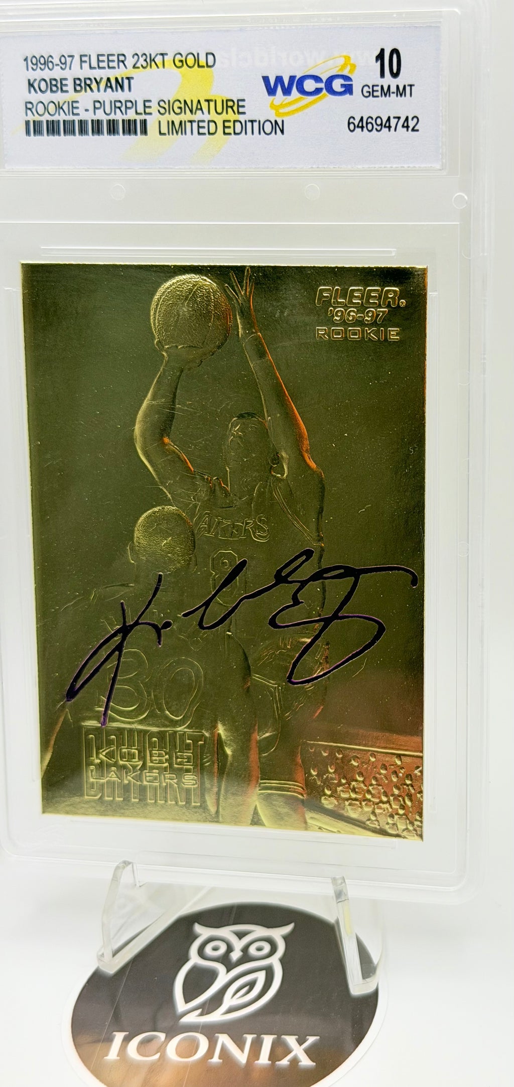 1996-97 Fleer 23Kt Gold Kobe Bryant Rookie Purple Signature - WCG GEM 10