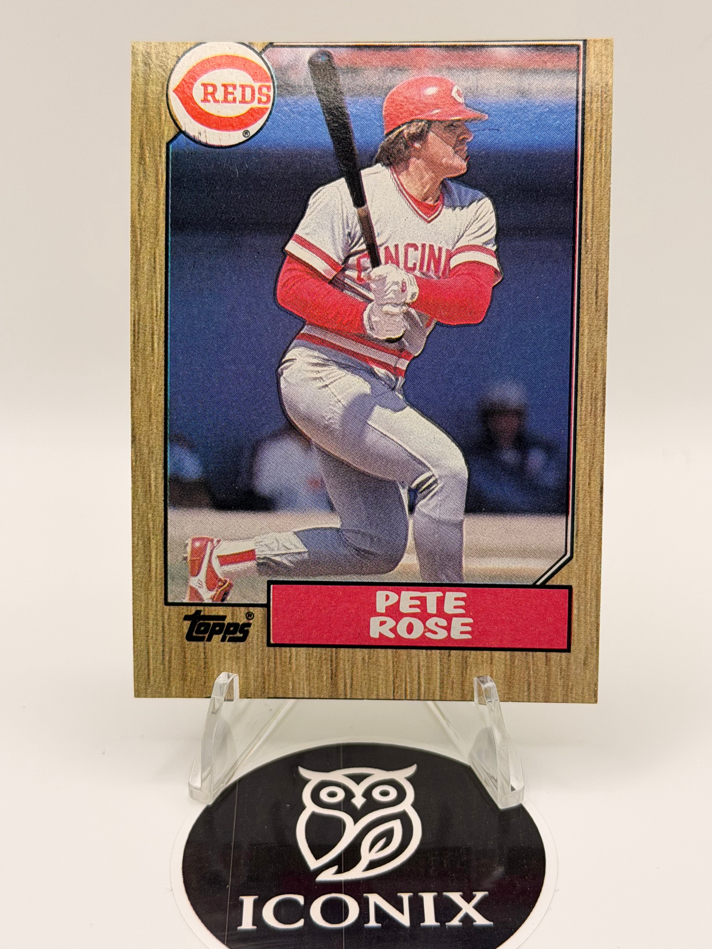 1987 Topps Pete Rose #200 (**ERROR** miscut)